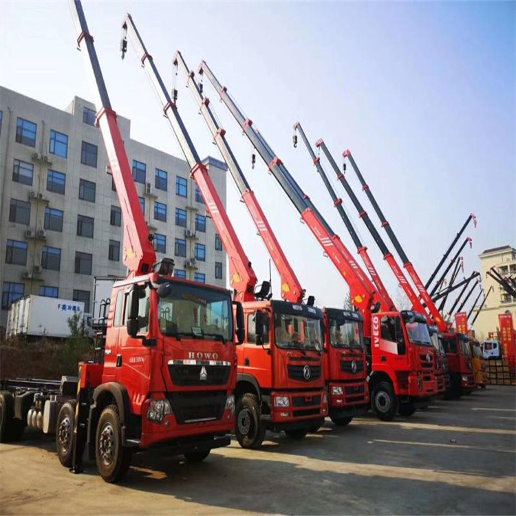 利州租专业吊车电话