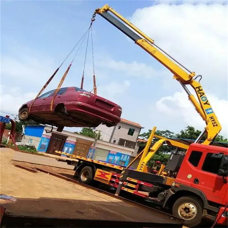 利州吊车救援小汽车怎么吊