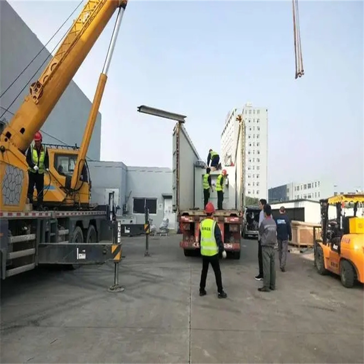 利州如何找到附近的吊车救援服务