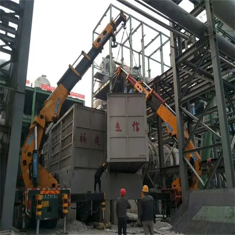 利州折臂吊车租赁电话